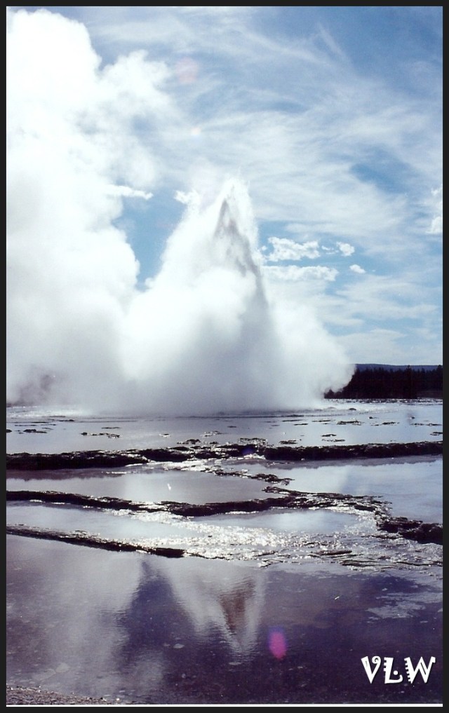WY Great Fountain Geyser tall